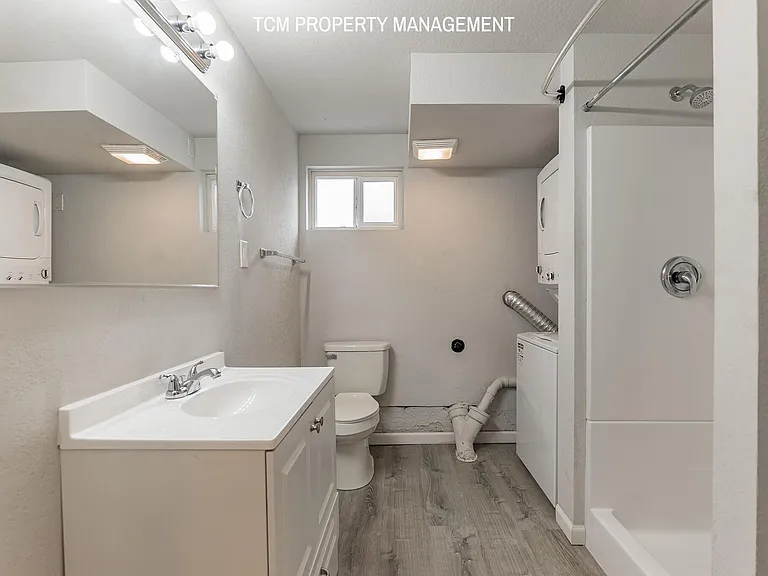 2524 Chestnut St #5 — Photo 21