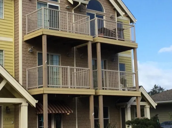 1317 NW 15th St #105, Lincoln City, OR 97367