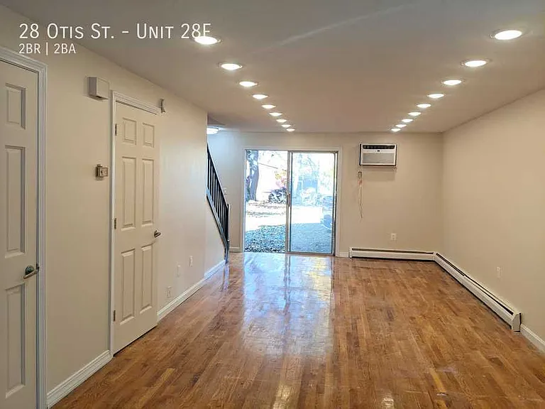 28 Otis St #28F — Photo 20
