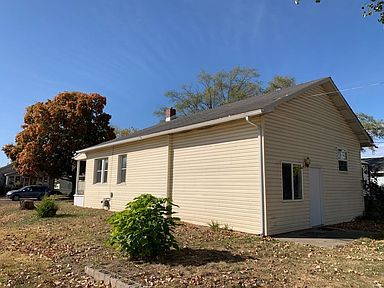 208 Washington Ave, East Alton, IL 62024 | Zillow