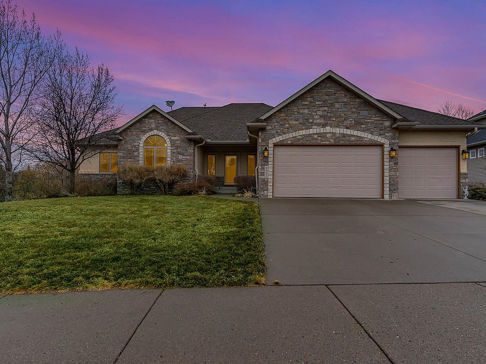 1st image of 8991 Horizon Dr