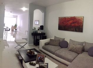 7104 SW 166th Pl, Miami, FL 33193