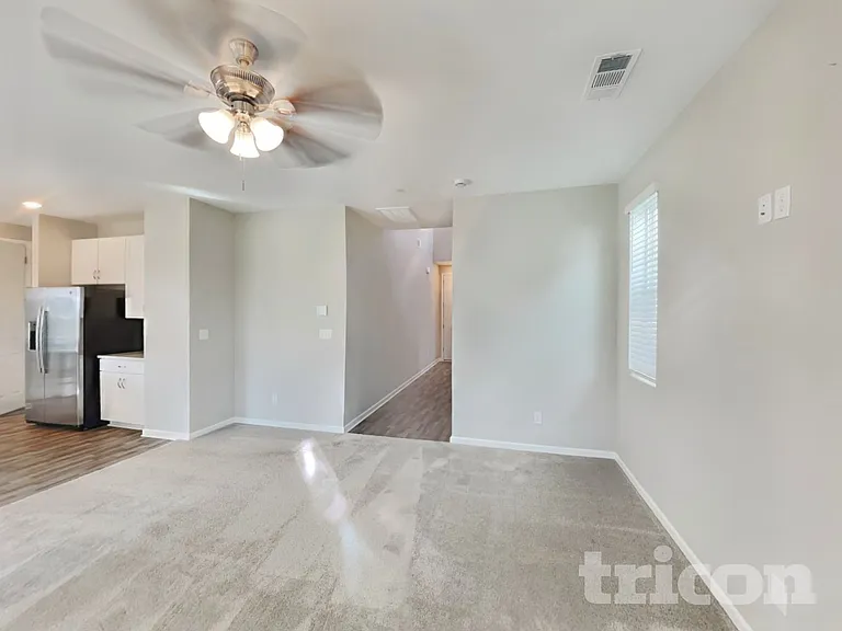 109 Timber Crest Trl — Photo 3