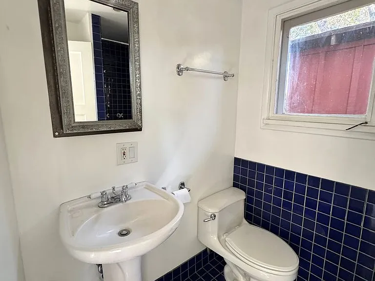 406 S Signal St #A — Photo 12