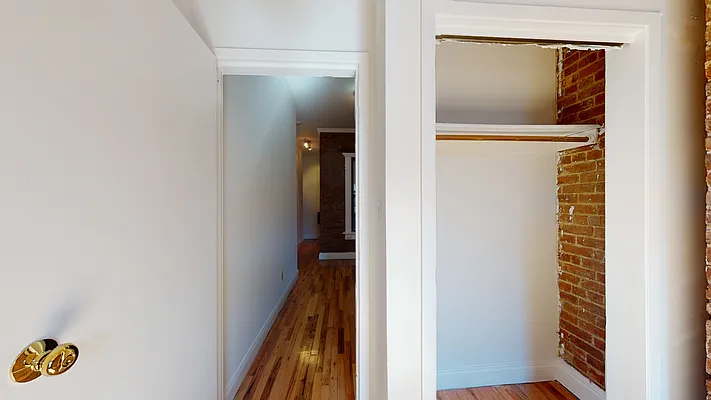 Rented by Bond New York | media 5