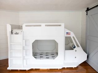 912 E Ashley Ave, Folly Beach, SC 29439