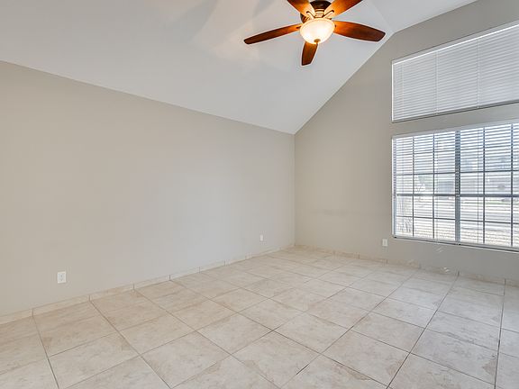 4th image of 5234 W Pershing Ave