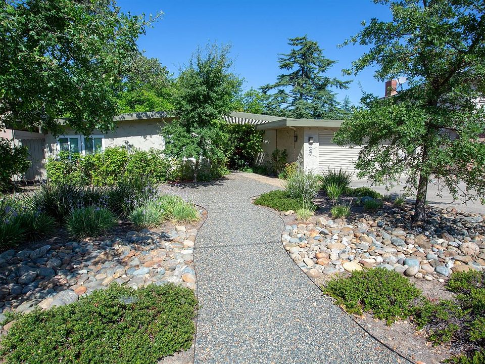 1st image of 4301 Vista De Lago Way