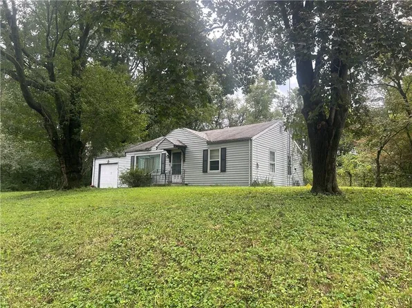 6601 Farrow Ave, Kansas City, KS 66104