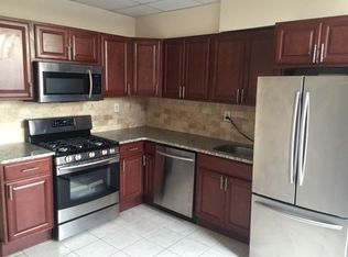 240 Front St APT 3, Secaucus, NJ 07094