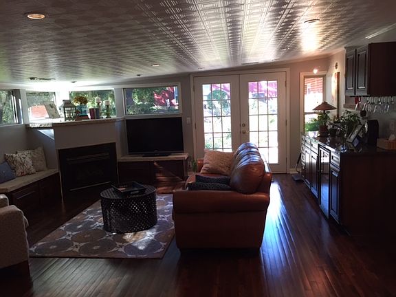 5th image of 3 N Mockingbird Ln