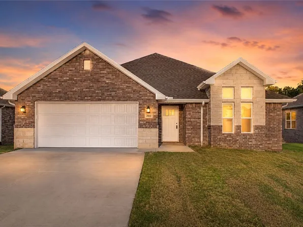 2833 Roe Deer St, Springdale, AR 72762