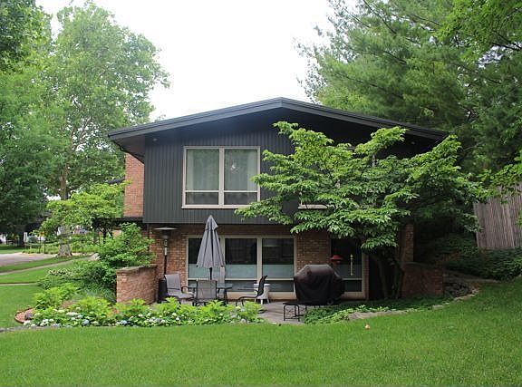 4th image of 565 Comstock Blvd NE