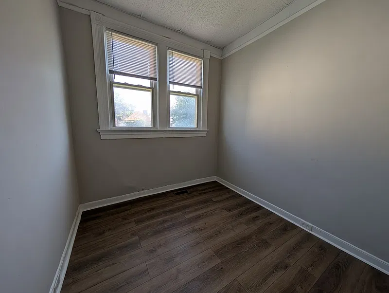 3 bed, 2.0 bath, $1,295 — Photo 3