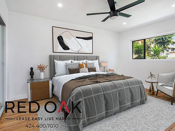 3rd image of 8770 Shoreham Dr APT 5
