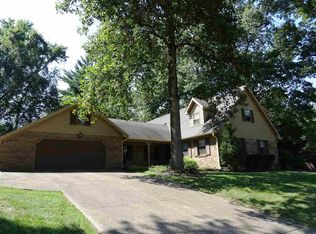 8201 Berry Ct, Evansville, IN