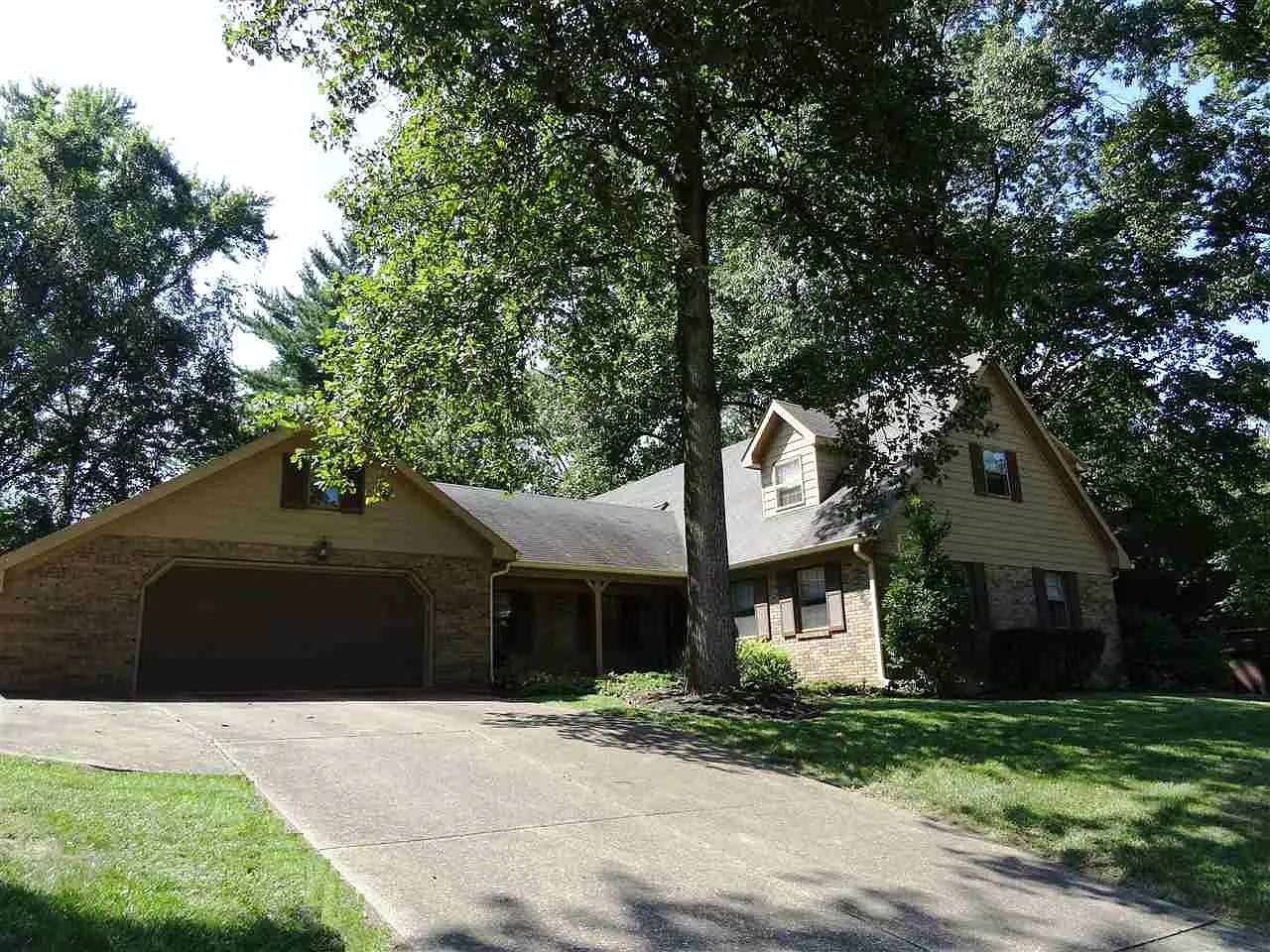8201 Berry Ct photo 1