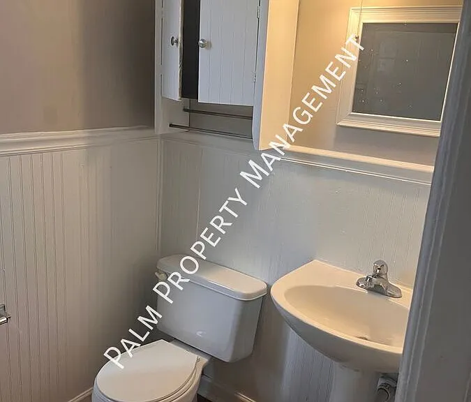 613 E Duffy St #A — Photo 30