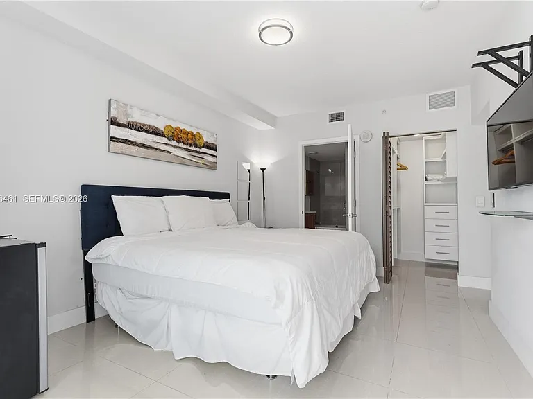 6700 Indian Creek Dr #502 — Photo 18
