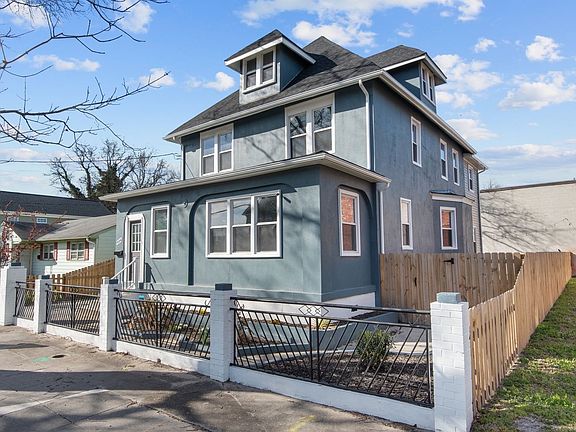 2nd image of 806 W 34th St