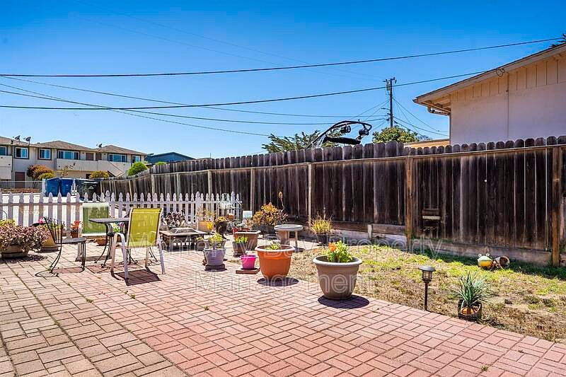 229 Hillcrest Ave Marina CA | Zillow