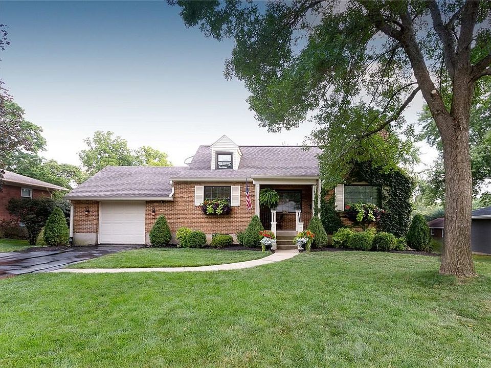 1st image of 256 Castle Dr