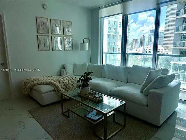 55 SE 6th St #1603 — Photo 3