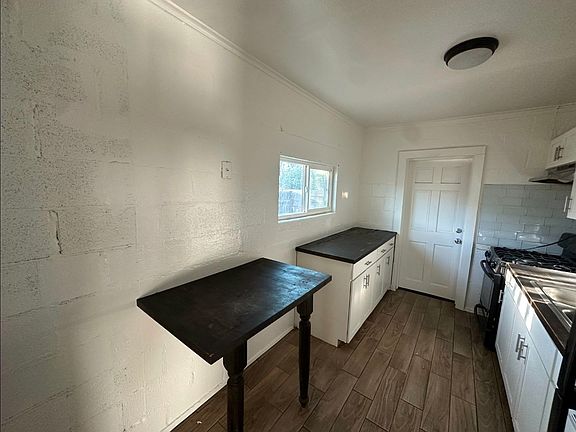 5th image of 6414 N 65th Dr Unit 2