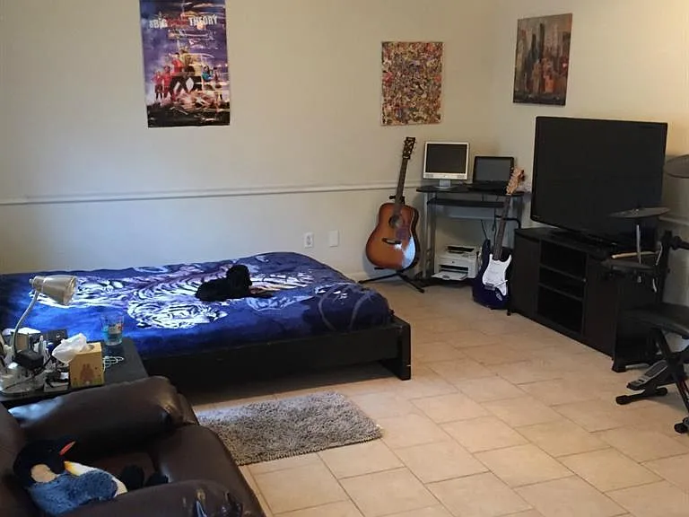 3506 Speedway St #106 — Photo 9