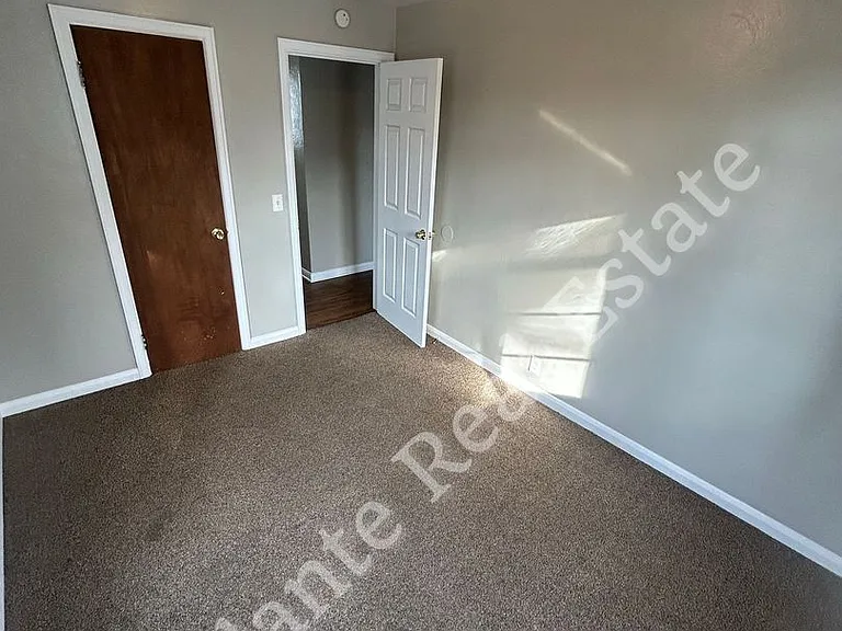 3811 Wallwerth Dr #1 — Photo 11