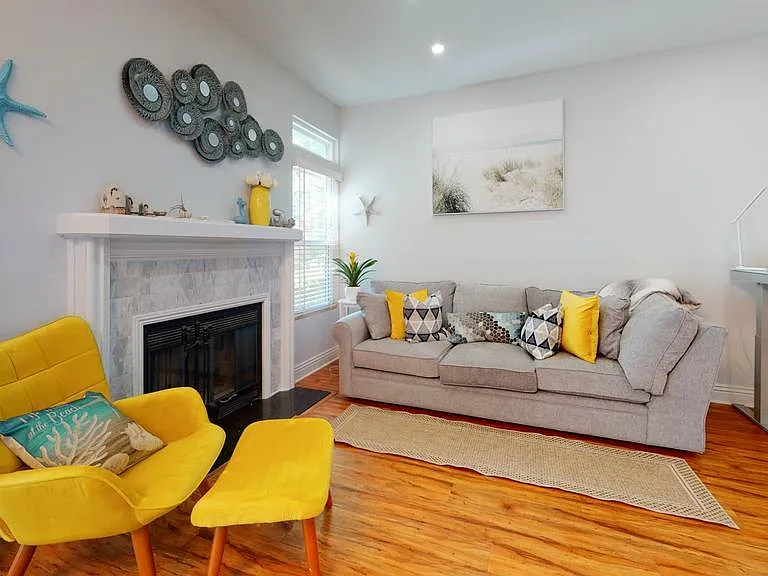 36 Campton Pl — Photo 6