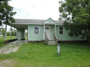 210 Volaris Ln, Hubert, NC 28539