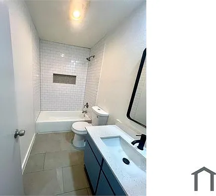 813 Panay Way Dr — Photo 24