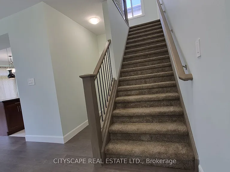 184 Knott Dr #UPPER — Photo 7