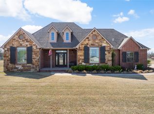 8203 N 242nd Rd, Beggs, OK 74421