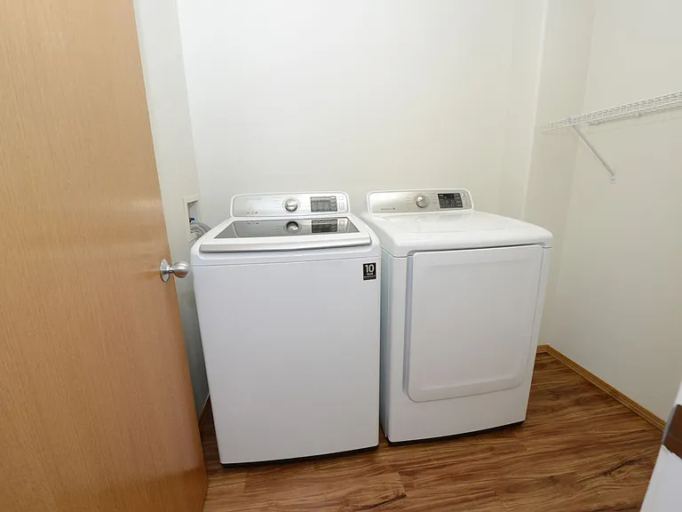 264 Dailey Ave #15 — Photo 15