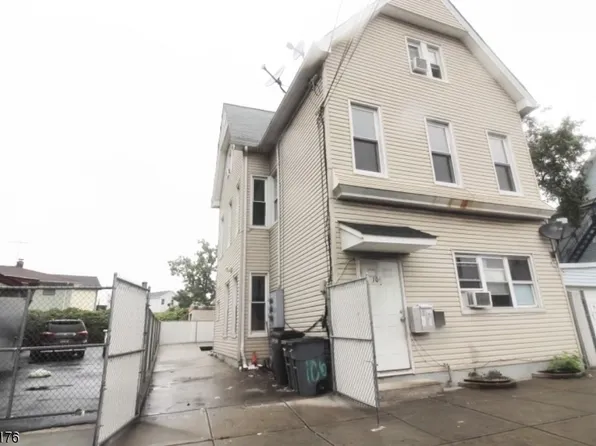 106 7Th St, Elizabeth City, NJ 07201
