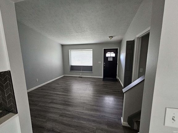 2nd image of 1820 Woodland Dr