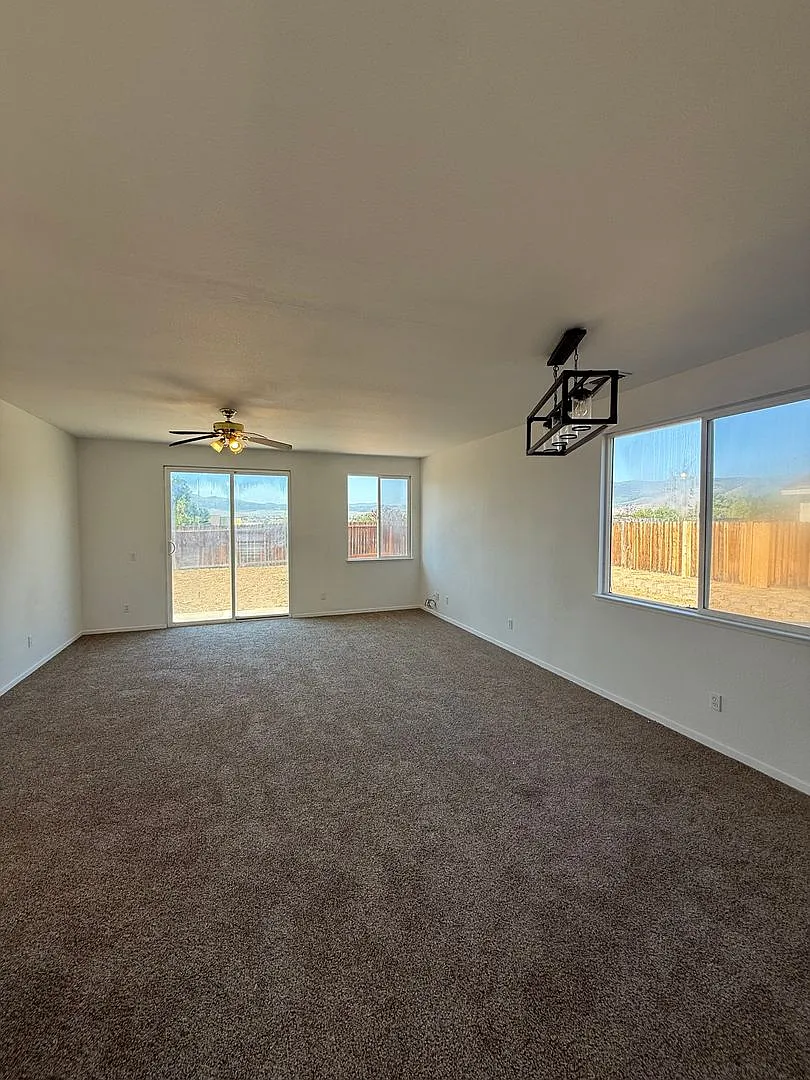 Freshly Remodeled 3BR/2BA Home in Cold Springs 20942 White Rock Drive, Reno, NV — Photo 3