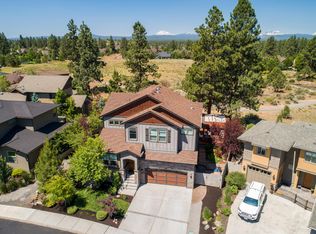 60966 Woods Valley Pl, Bend, OR 97702