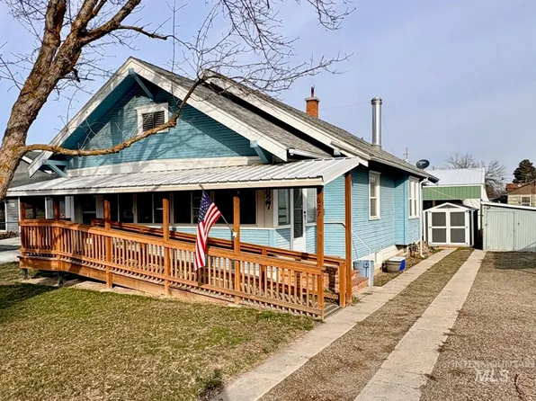 627 SW 3rd St, Fruitland, ID 83619
