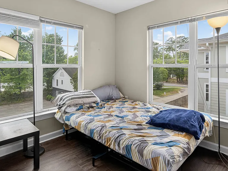 929 Morreene Rd #B36 — Photo 9