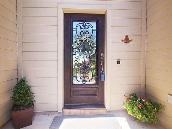 4th image of 144 Hoot Owl Ln N