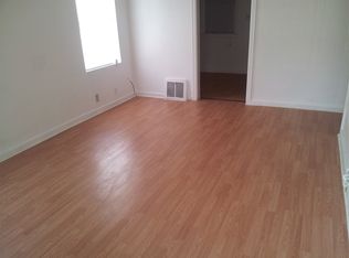 950 N Volutsia St, Wichita, KS 67214