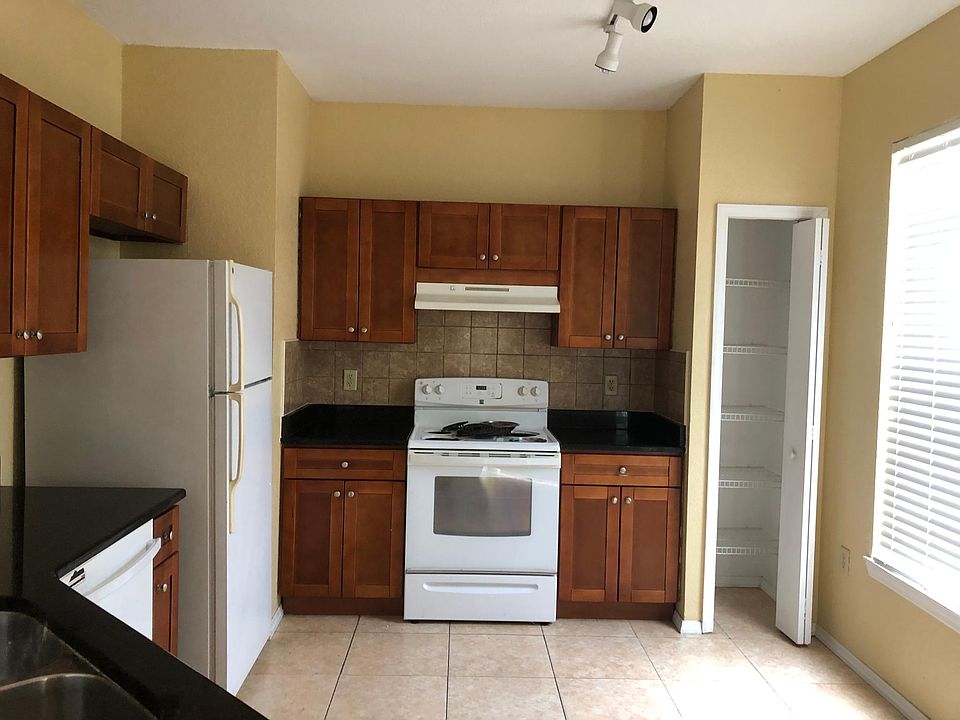 1st image of 107 Vista Verdi 233 Cir