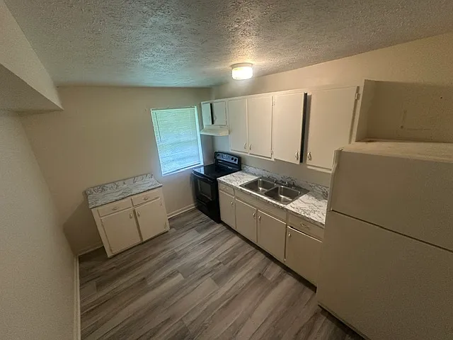 611 Reid St #G — Photo 3