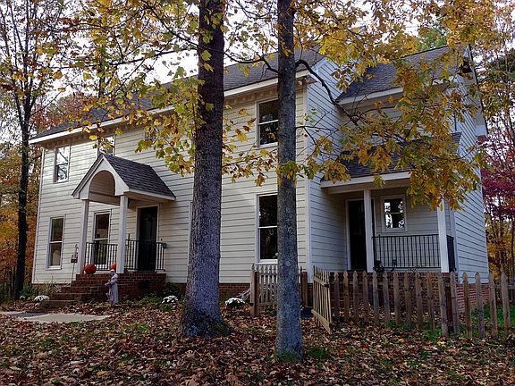 2nd image of 201 Vaughans Way