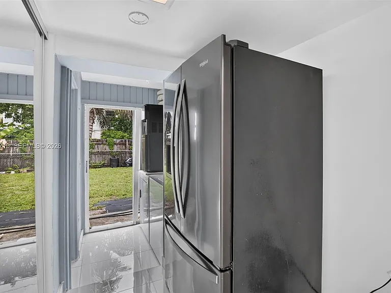 2331 Flamingo Dr — Photo 16