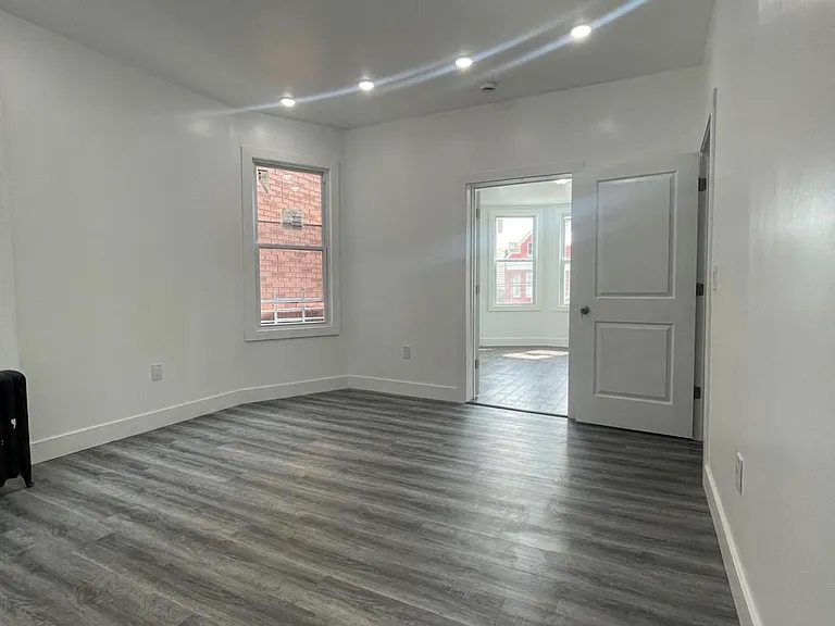 138 Bidwell Ave #2A — Photo 5