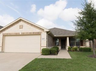 4717 Sleepy Meadows Dr, Fort Worth, TX 76244